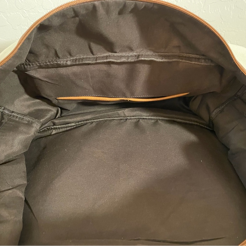 Elegant White and Brown Travel Bag - Picture 4 of 5